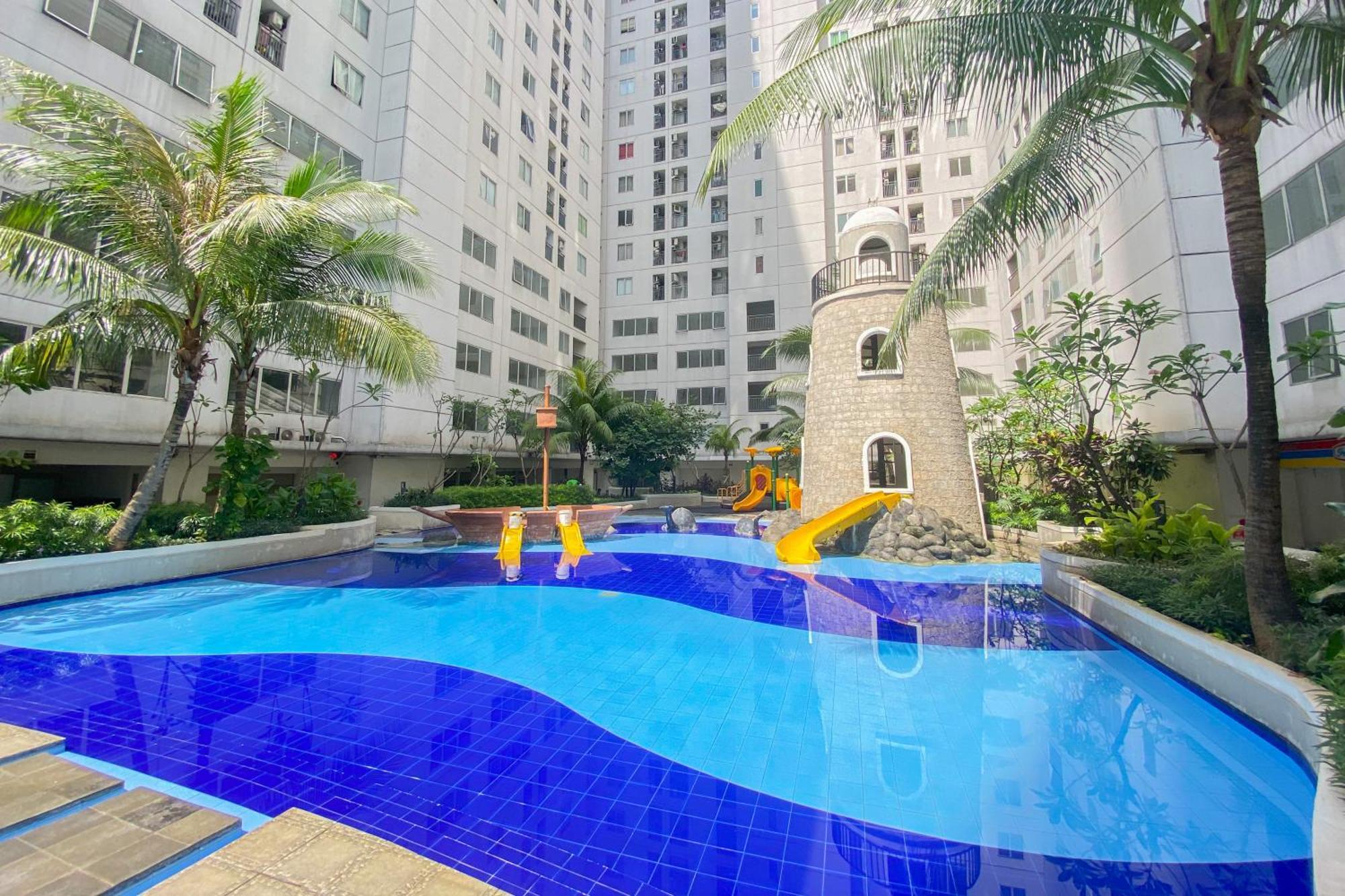 Apartment Comfy 2br At Bassura By Travelio Jakarta