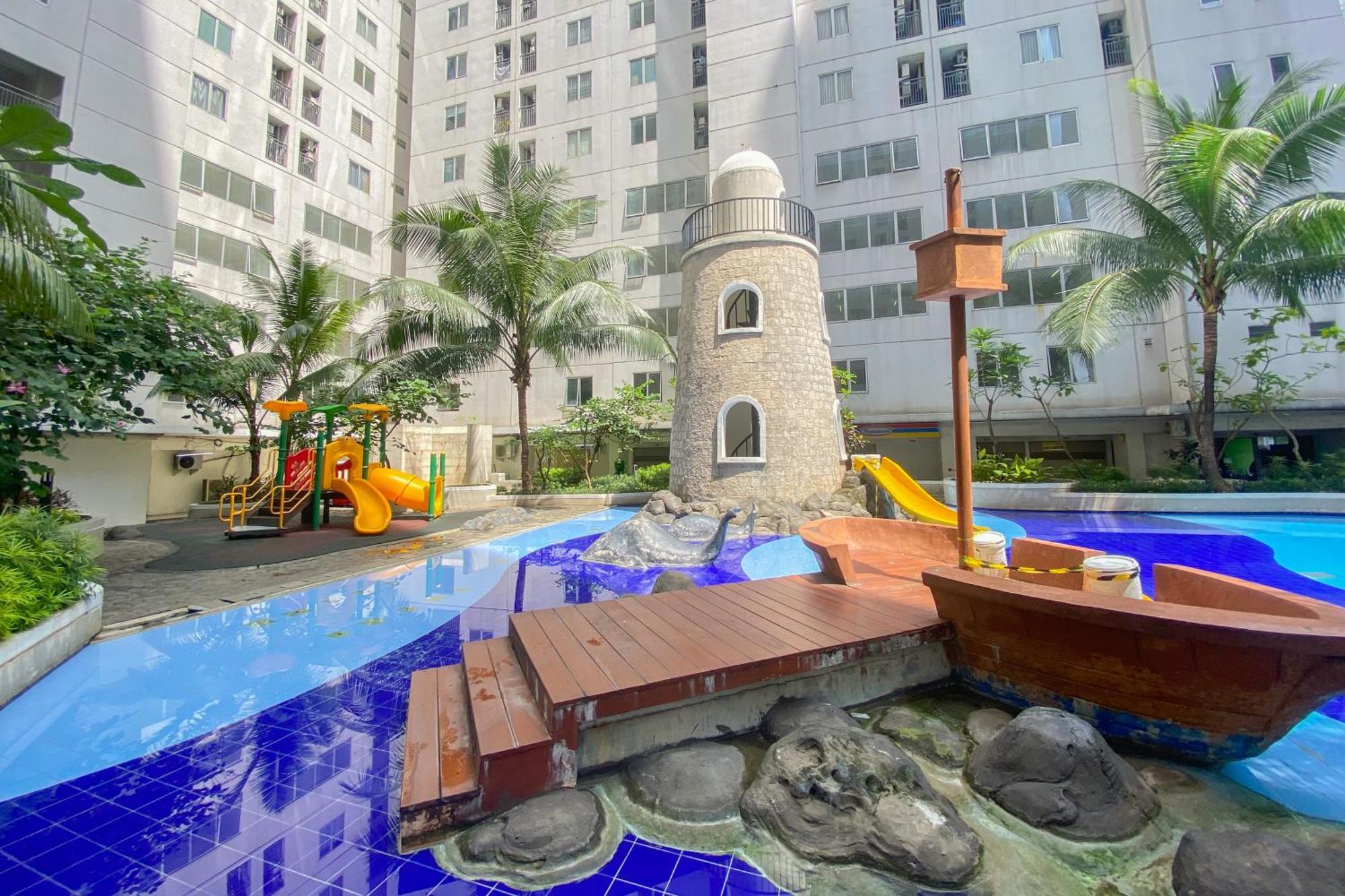 Comfy 2br At Bassura By Travelio