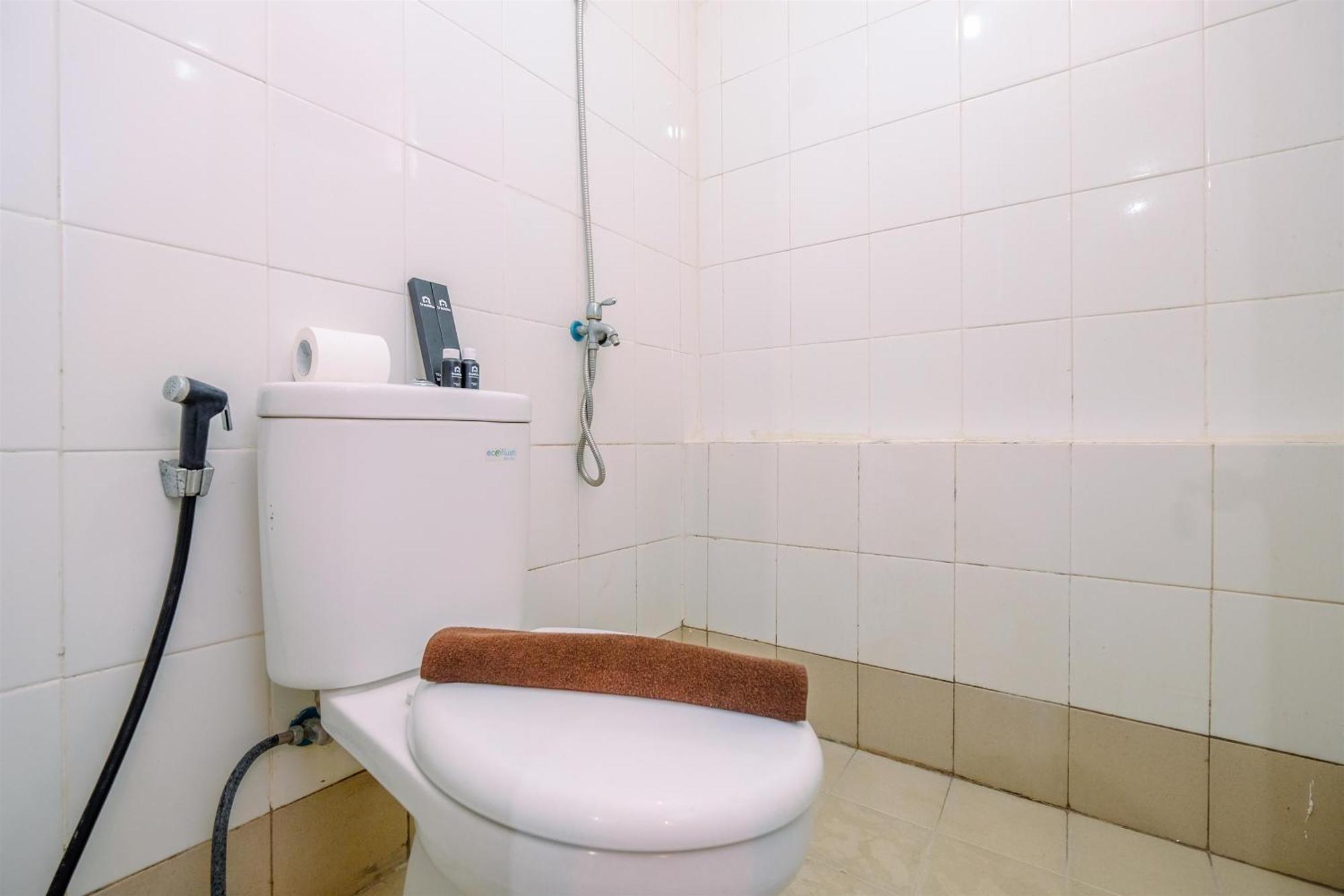 Comfy 2br At Bassura By Travelio Apartment Jakarta
