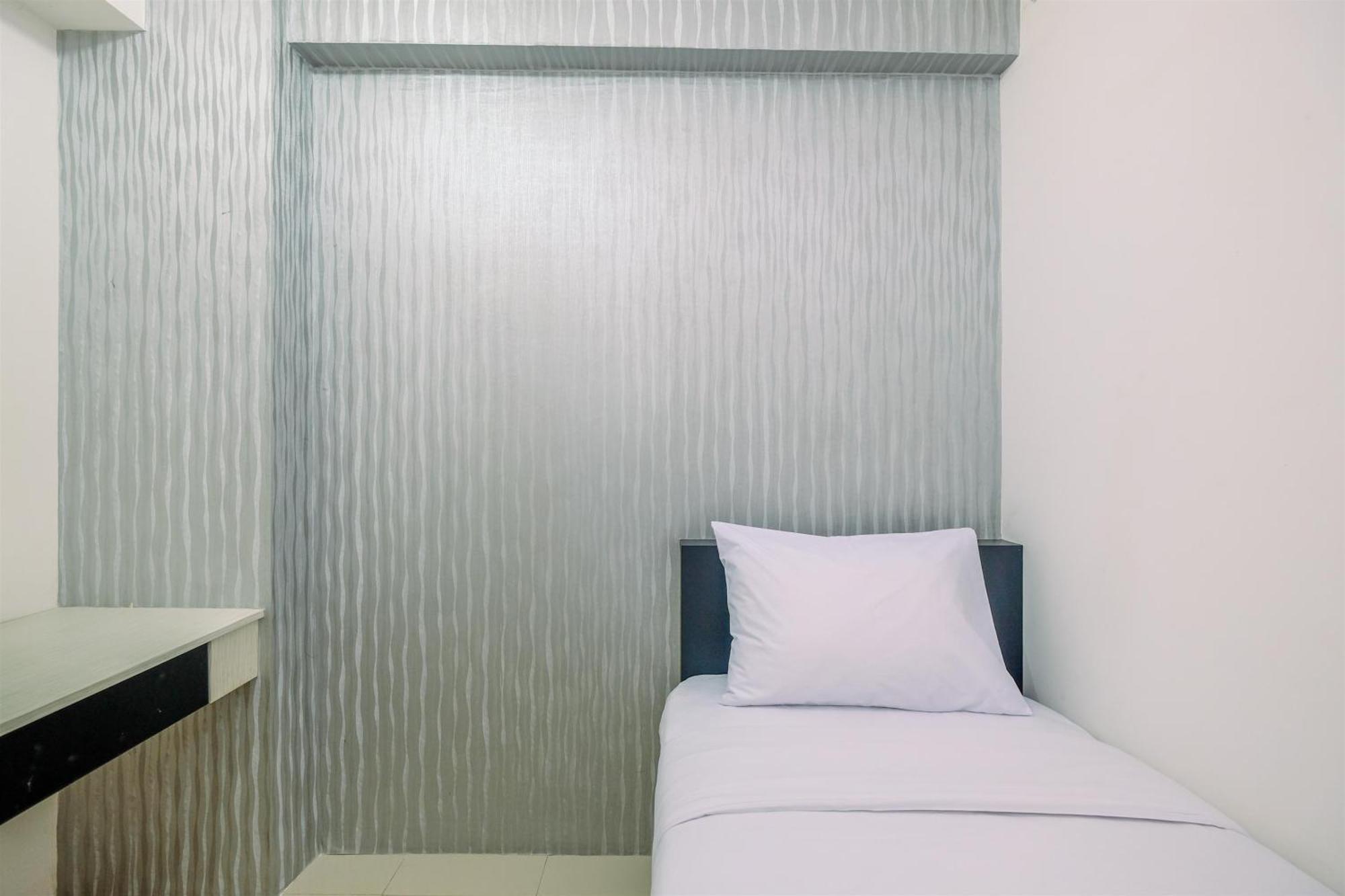 Apartment Comfy 2br At Bassura By Travelio